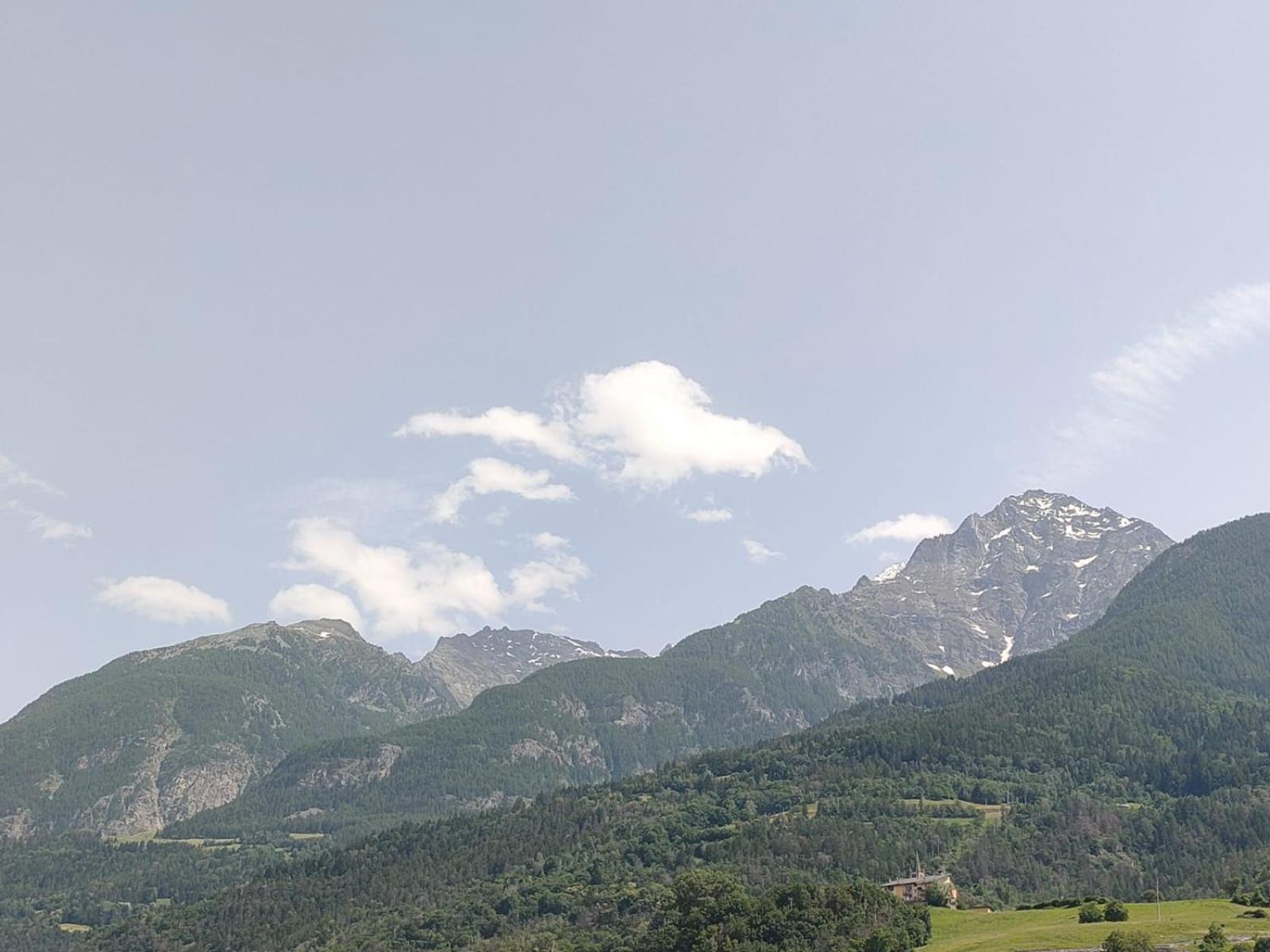 Ospitalita, Natura, Sport A Due Passi Da Aosta Exterior photo
